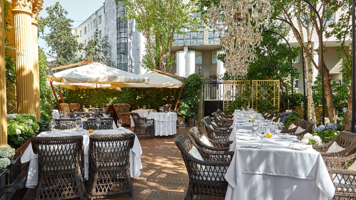 Московские рестораторы рассказали о своих проектах сезонного оформления