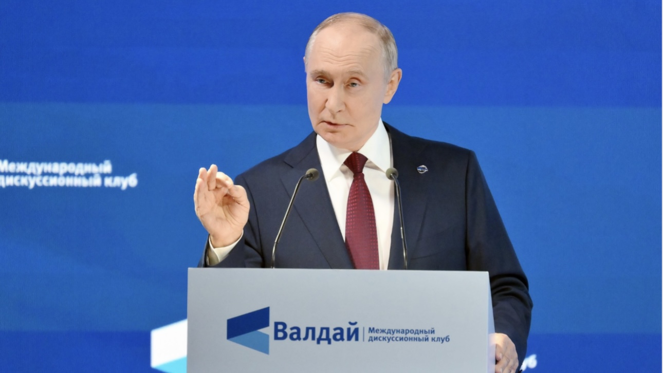 Путин заявил, что РФ стремится к полноформатному восстановлению отношений с США