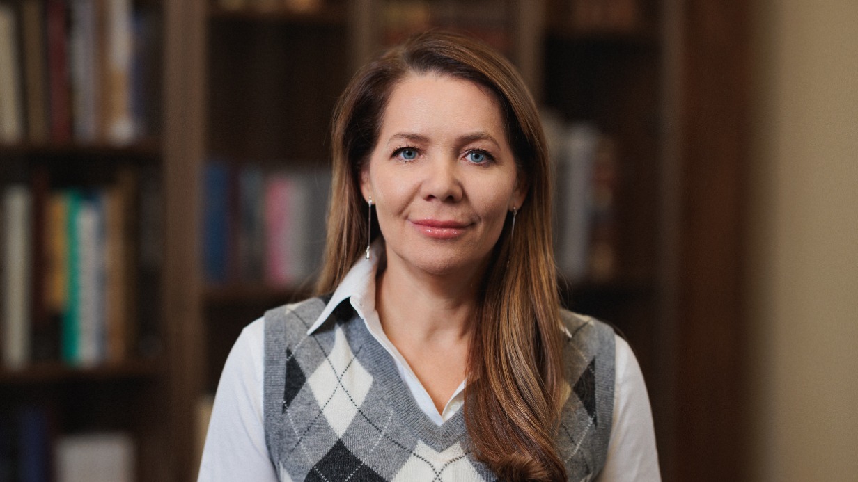 Анастасия Ракова поздравила москвичей с Днем учителя