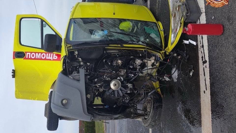 Пять человек пострадали в ДТП со скорой помощью в Тверской области
