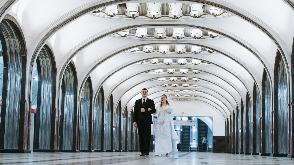 Анастасия Ракова рассказала о проведении первых осенних свадеб на станции «Маяковская»