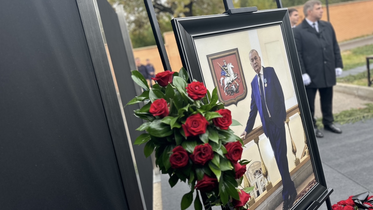 «Уникальный во всем»: прощание с главным редактором газеты «Вечерняя Москва» Александром Куприяновым