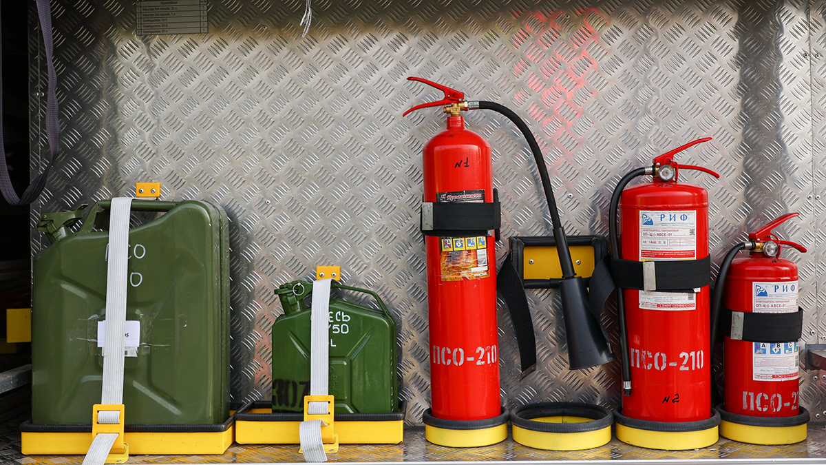 Как мошенники заставляют подростков идти на преступления и как это предотвратить; поджог в «Авиапарке»