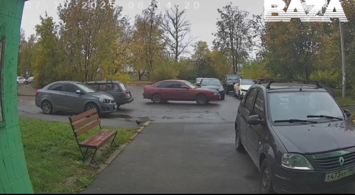 Не поставленный на ручник автомобиль задавил пенсионерку в Воскресенске