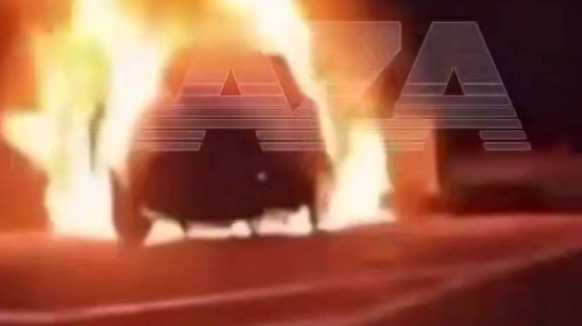 Тюнингованный «Москвич 3» автоблогера Давидыча сгорел на МКАД