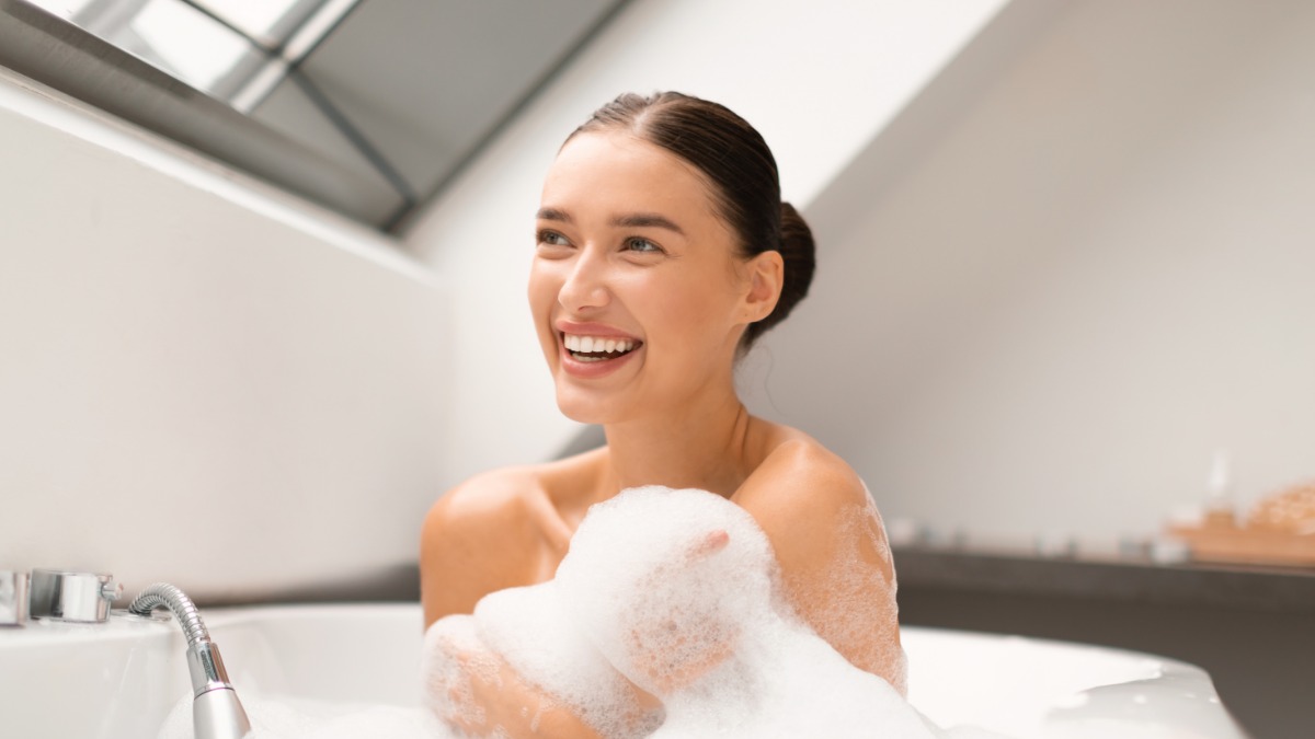 Около 30 процентов россиян поют во время принятия ванны, и это тоже способно улучшать настроение