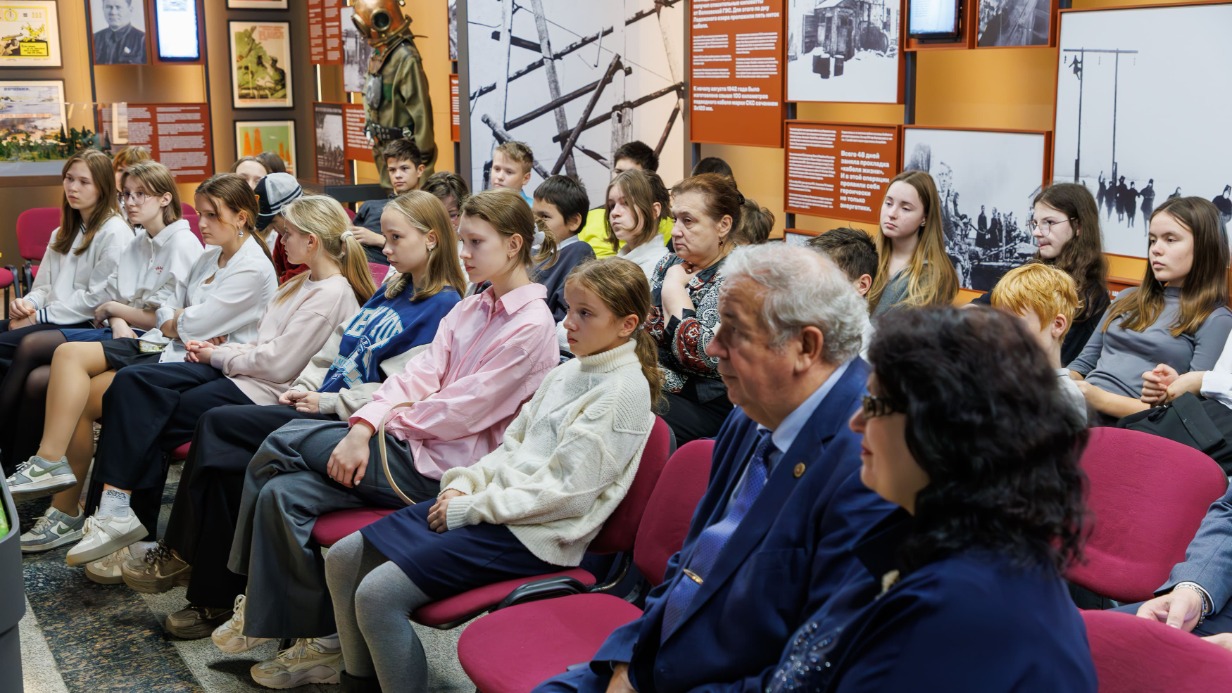 Музей Победы подвел итоги работы выставки «Они отстояли столицу»