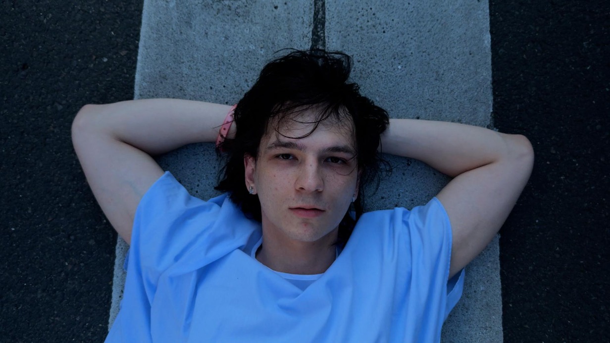 Рэпер Vacio упал с третьего этажа: слухи о госпитализации, пиар нового альбома и скандалы