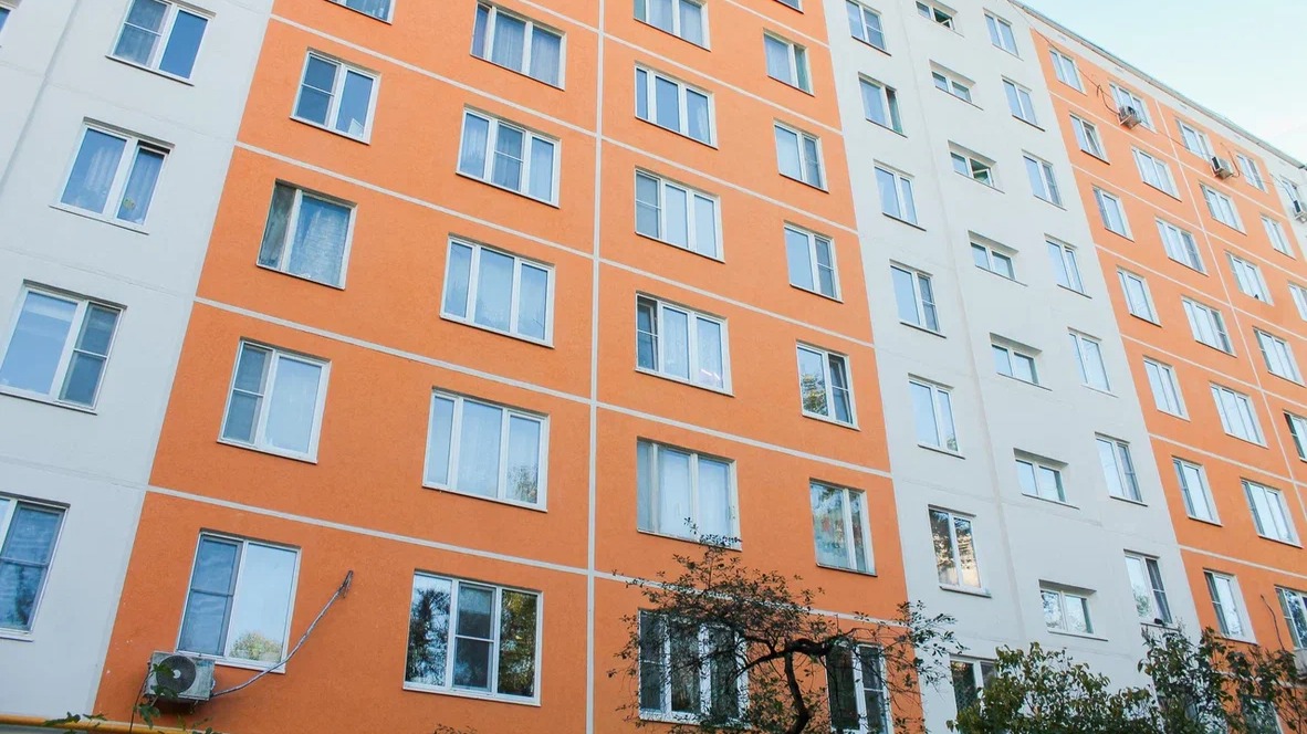 По современной технологии восстанавливают дом в районе Гольяново