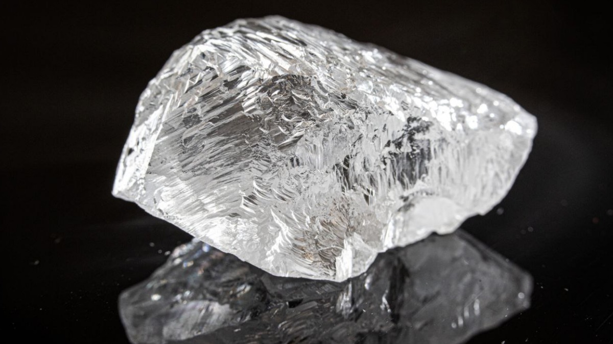 Геммолог Жидков: Найденный в России редкий алмаз в 340 карат получит свое имя