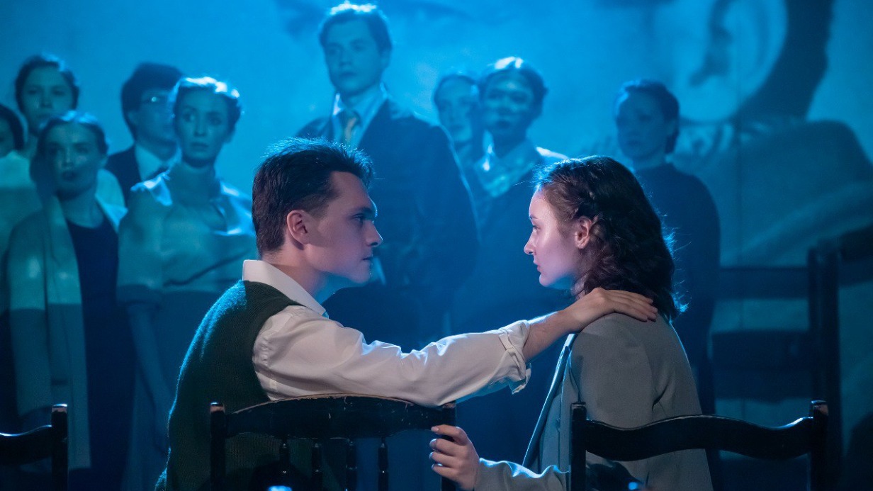 Театр «МОСТ» покажет биографию Булата Окуджавы