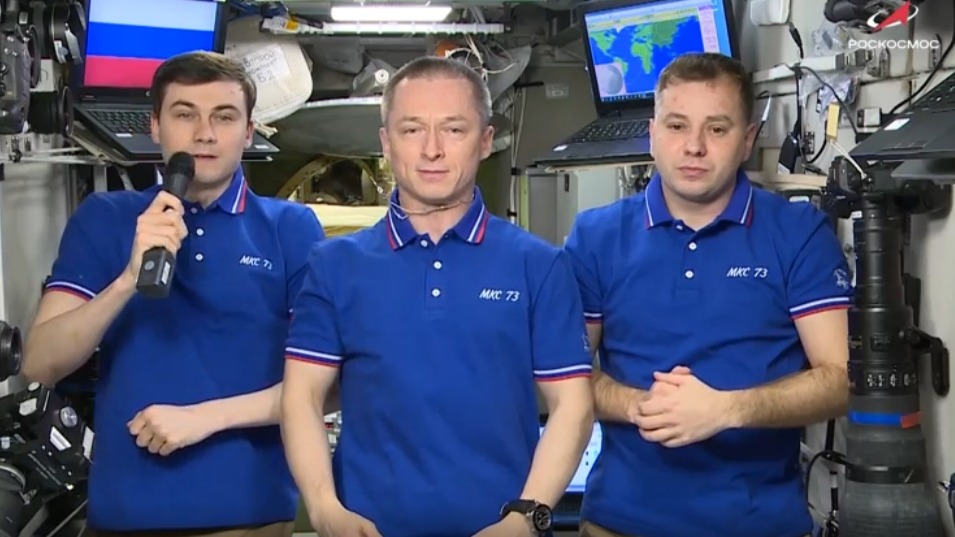 Российские космонавты впервые в мире озвучили тифлокомментарий с борта МКС