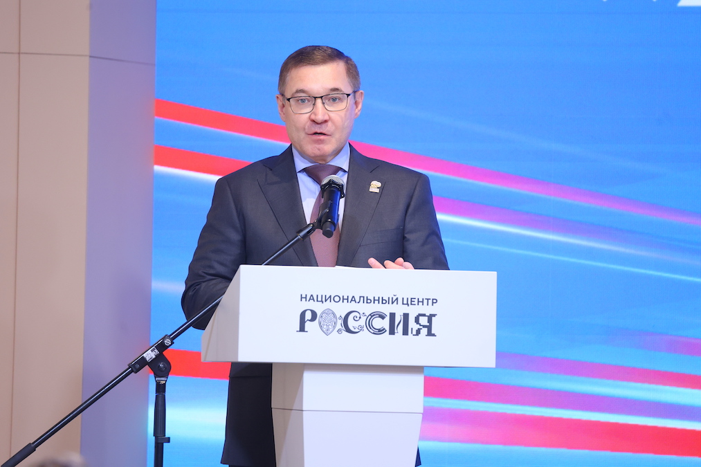 «Единая Россия» активно вовлекает женщин в законотворчество и предпринимательство