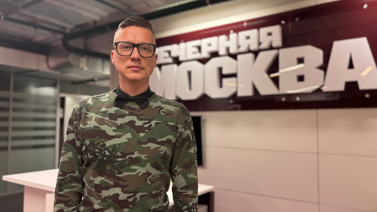 Артист Дмитрий Нестеров в редакции «Вечерней Москвы»