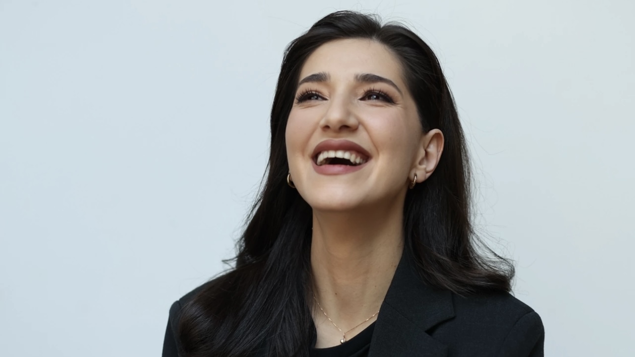 68f0cd2082682c6d2dfe1437 Юмористка Найка Казиева рассказала о сексуальном насилии, пережитом в детстве