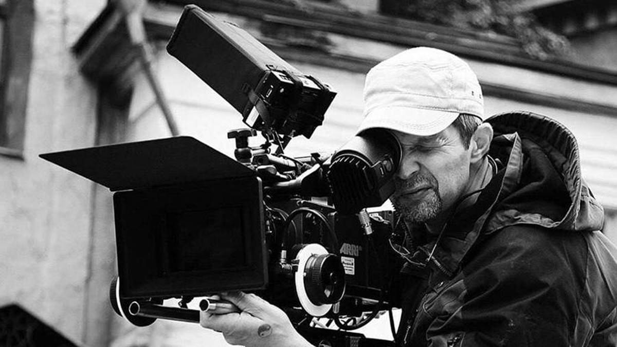 Режиссера и оператора Сергея Политика зарезали около его дома