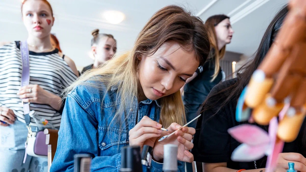 Столичных школьников приглашают на масштабный фестиваль колледжей