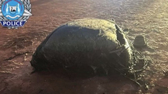 Загадочный объект рухнул на землю из космоса на глазах у австралийских шахтеров