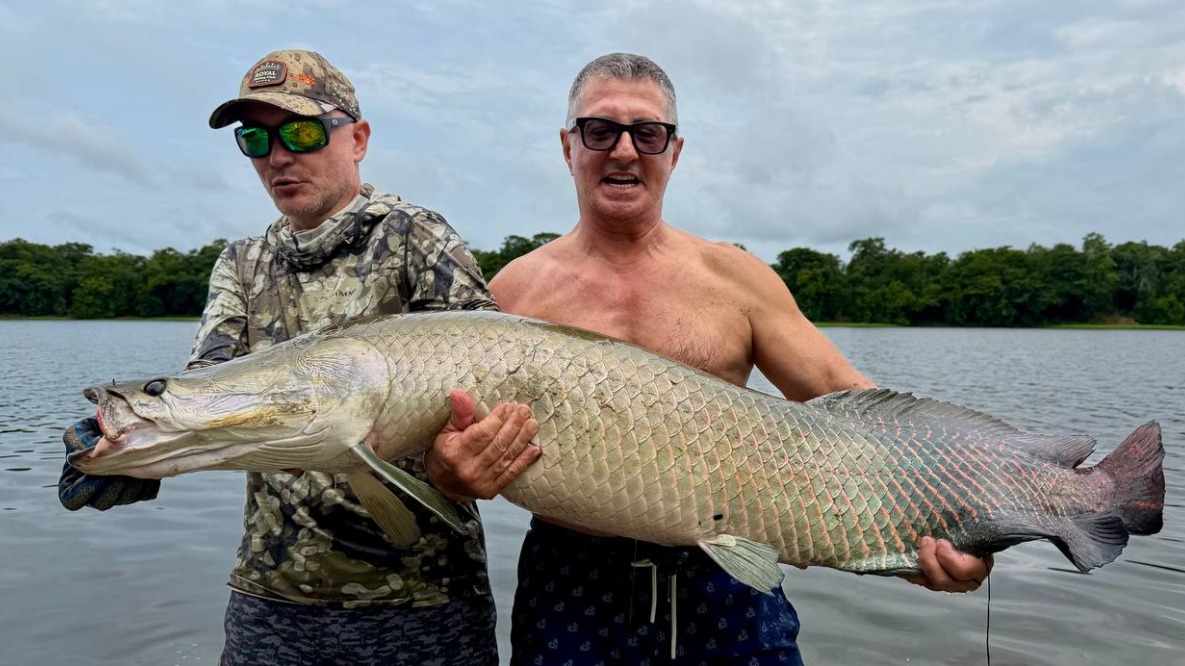 Доктор Мясников поймал в Амазонке гигантскую арапайму 