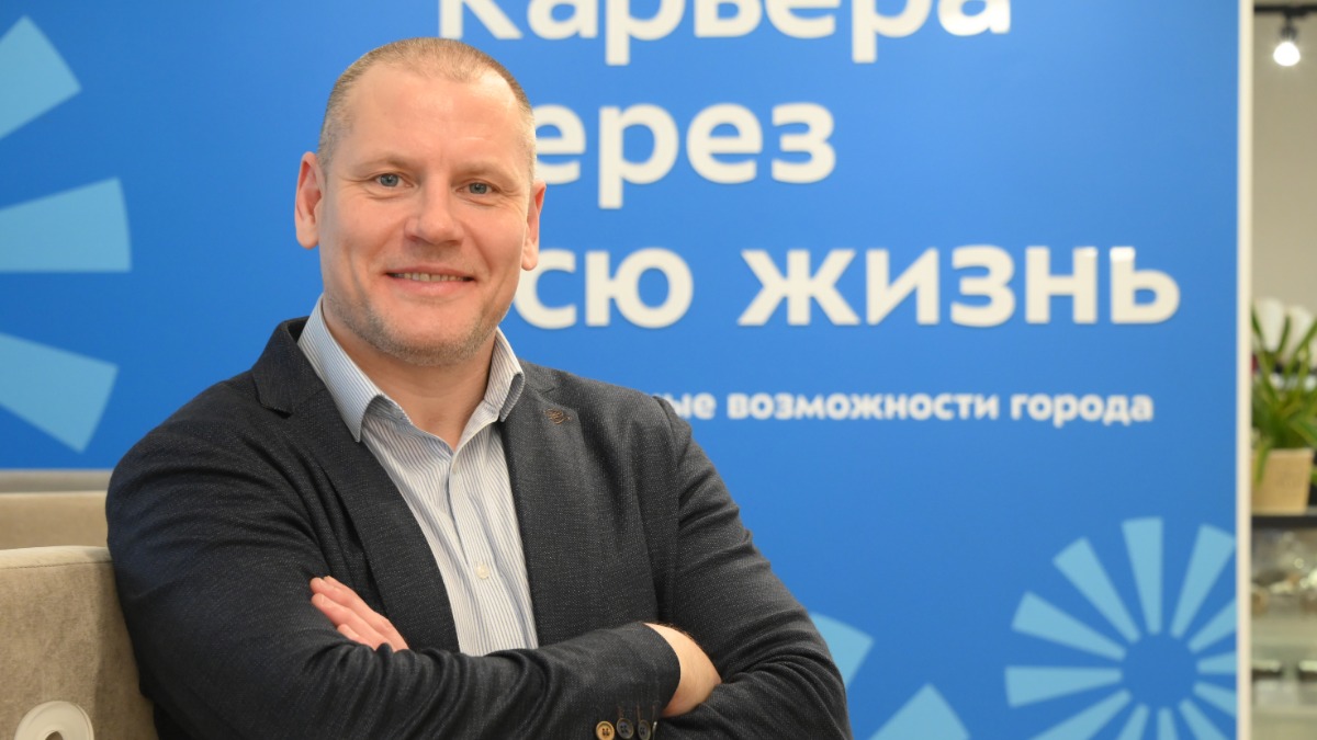 Бизнес-тренер Павел Курышин. Обычно на курсах по профессиональному росту часто уделяют внимание ведению личной страницы в социальных сетях