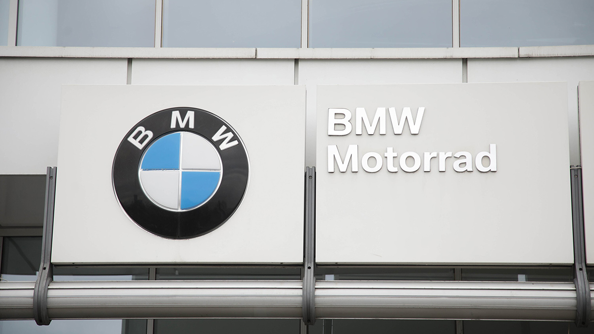 Россиянин отсудил у BMW 400 миллионов рублей за неработающий обдув сиденья