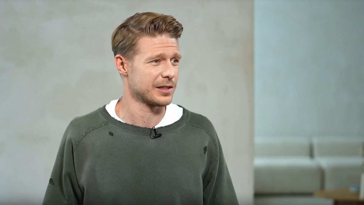 «Дед, отец... На мне это закончилось»: Ефремов рассказал о борьбе с алкоголизмом