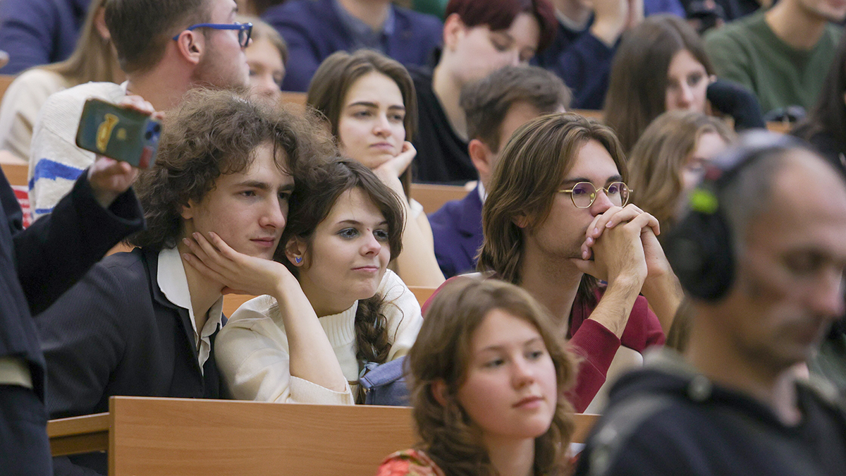 Минобрнауки введет курсы для студентов по созданию семьи