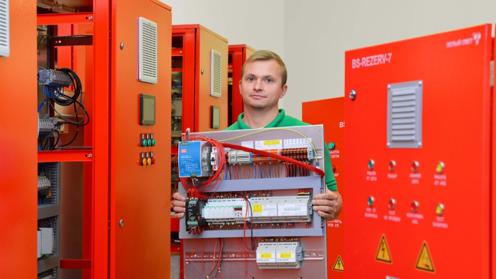 Высокотехнологичная продукция столичных предприятий востребована в стране и за рубежом. Предприятие «Белый свет» производит профоборудование для аварийного освещения