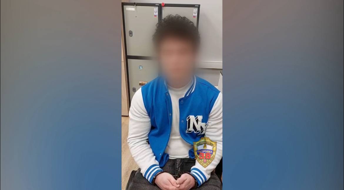 Житель Подмосковья украл телефон за 100 тысяч в торговом центре в Москве