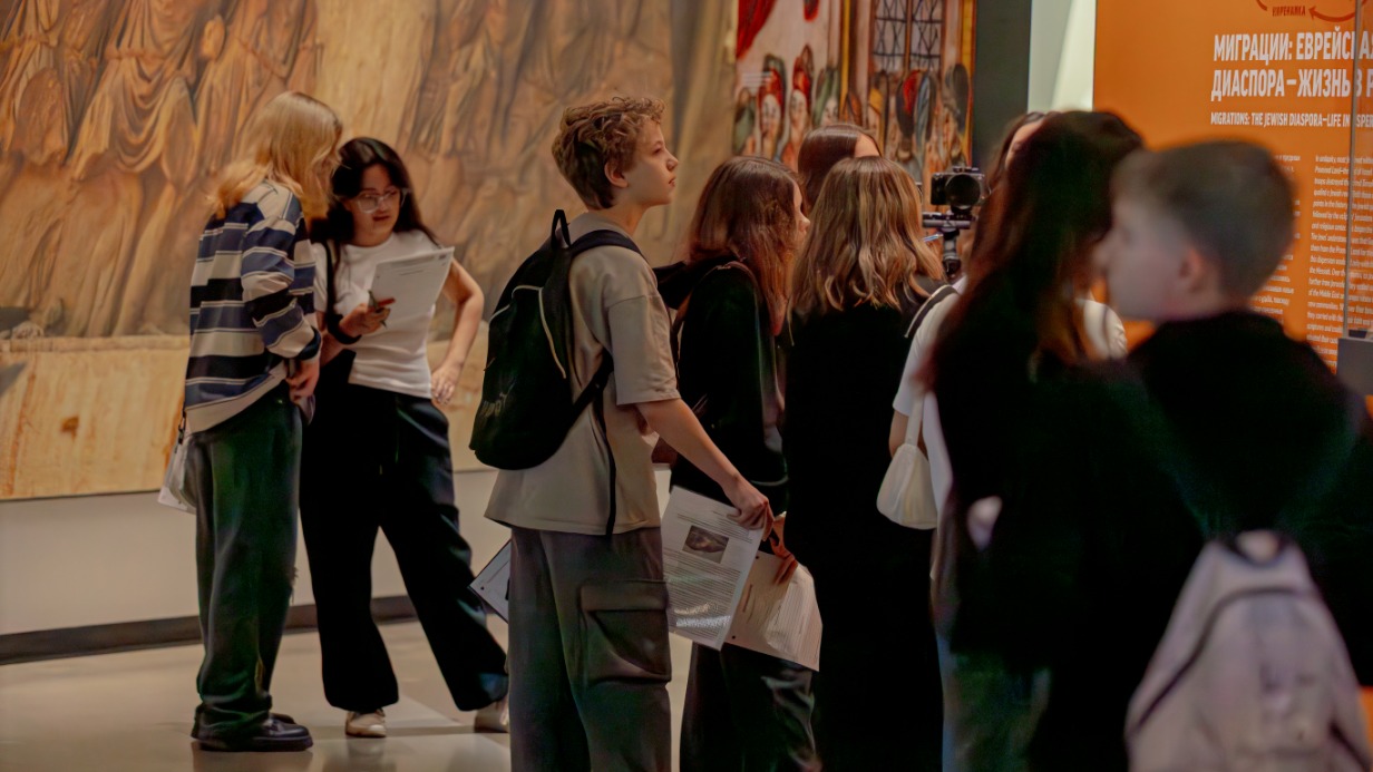 Более 40 столичных музеев проведут уроки для школьников Москвы