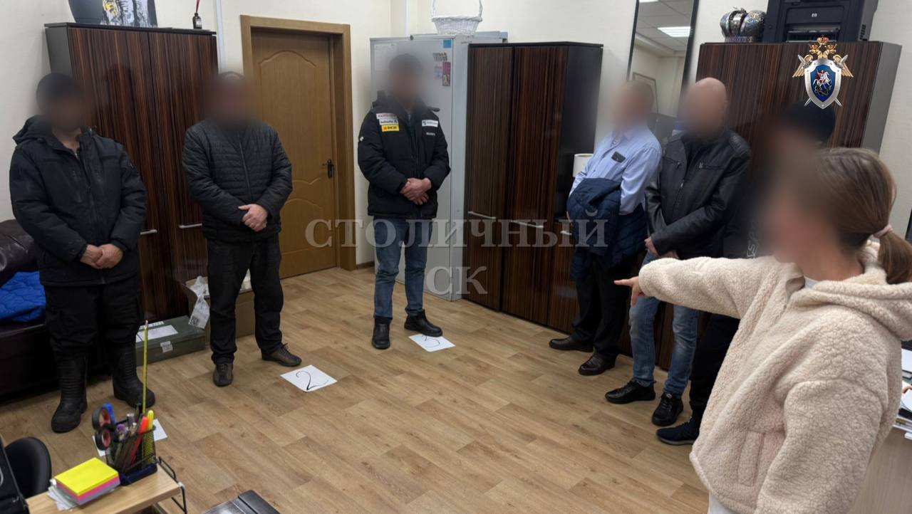 Пытавшегося изнасиловать двух девушек в ТиНАО мужчину задержали