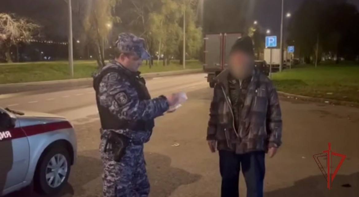 Объявленного в розыск иностранца задержали в столице с поддельными документами