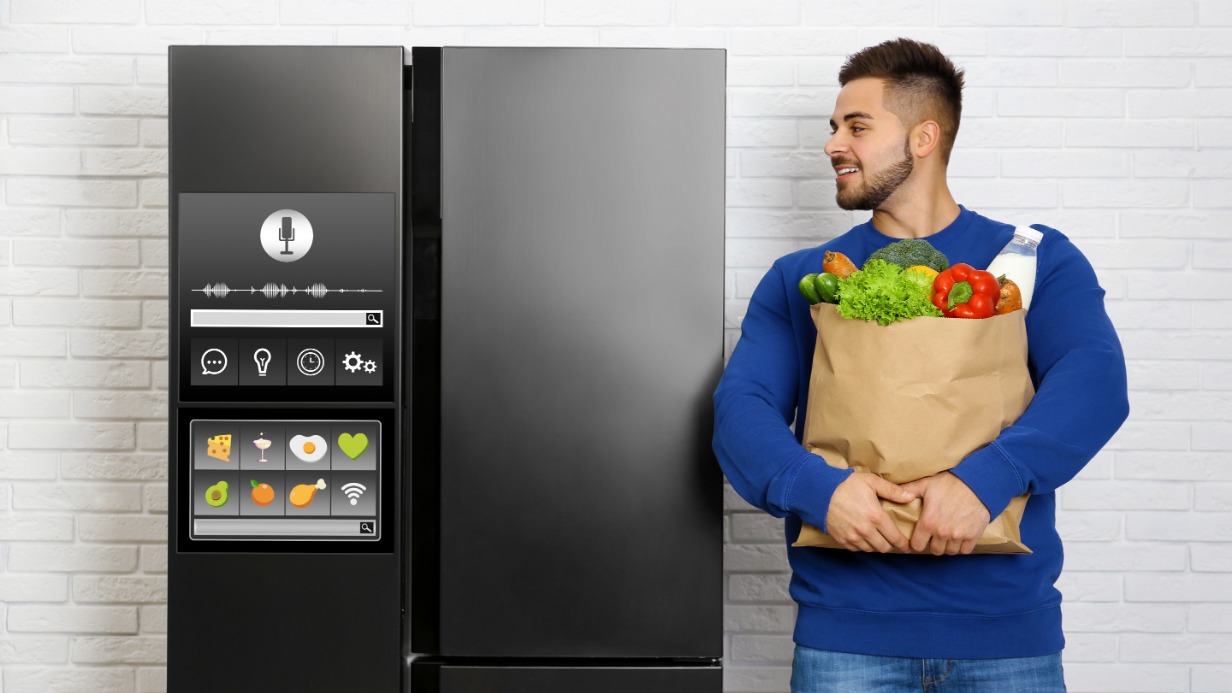 Из каждого утюга: в каких неожиданных местах компании размещают свою рекламу