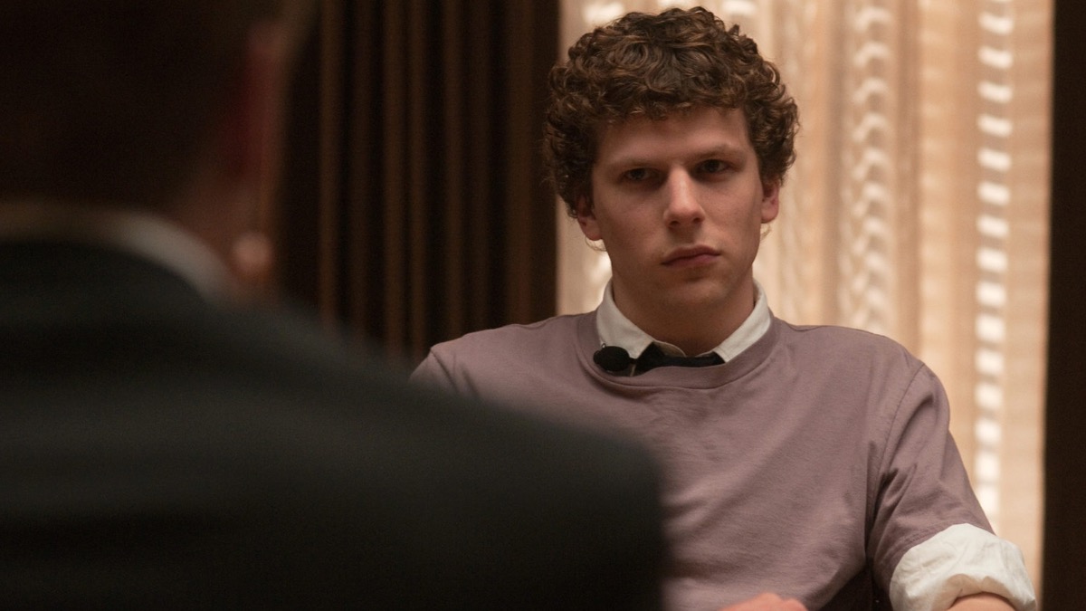 Актер Джесси Айзенберг планирует пожертвовать почку незнакомцу