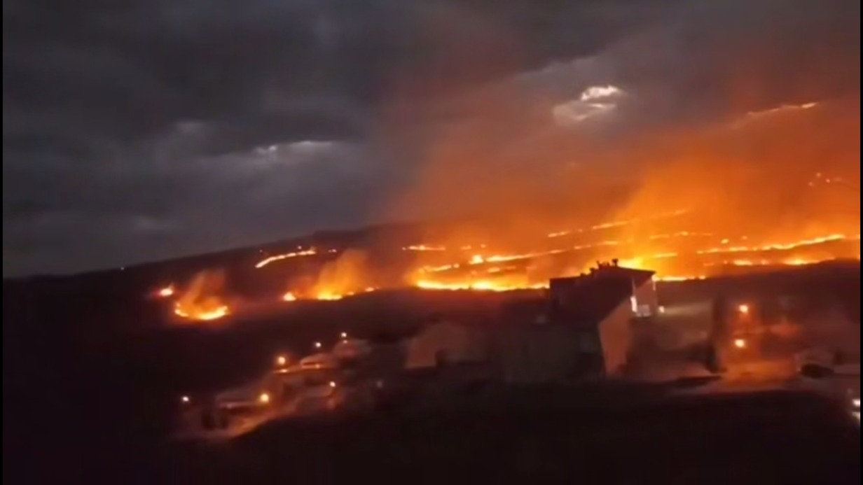 Масштабный пожар произошел в Кемеровской области