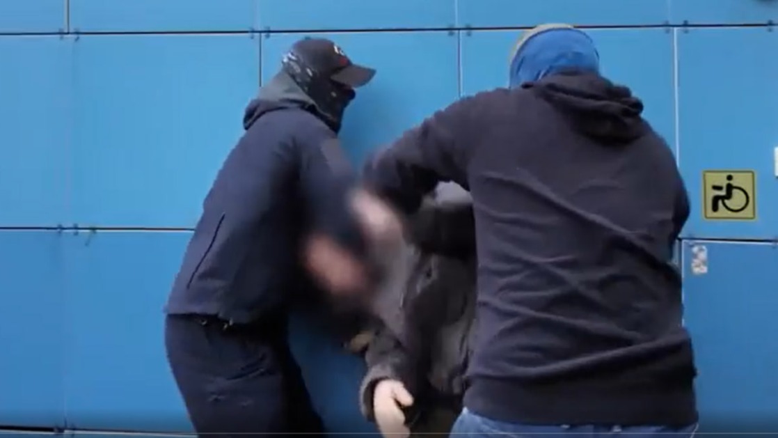 Силовики задержали москвича, передававшего стране НАТО сведения об оппозиционерах