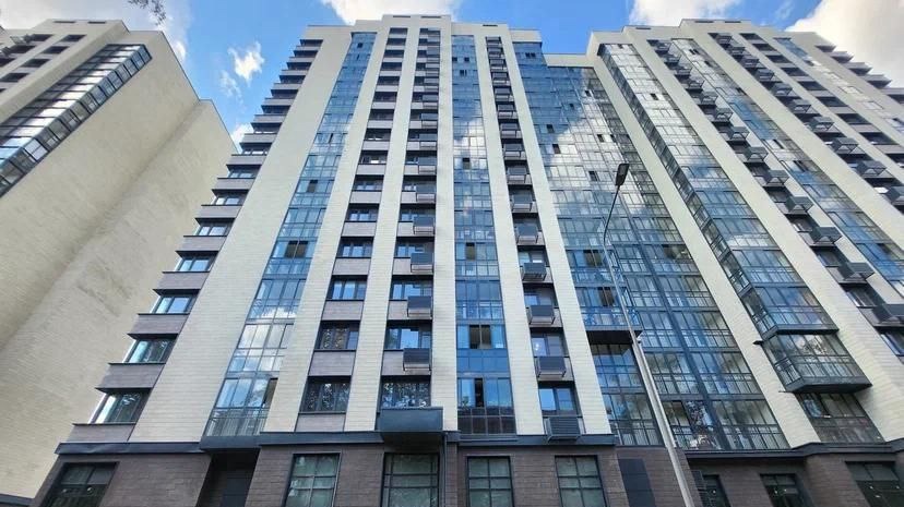 Помещения для бизнеса в новом доме на улице Бехтерева реализуют на аукционах