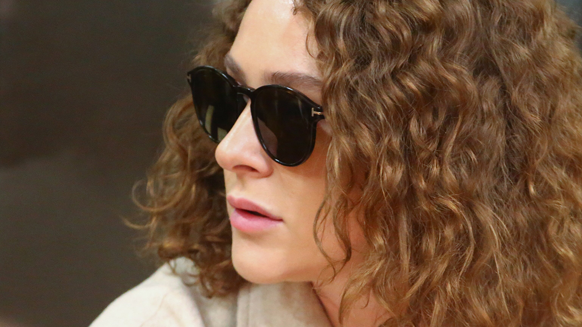 Аглая Тарасова в суде призналась, откуда у нее взялся вейп с гашишным маслом