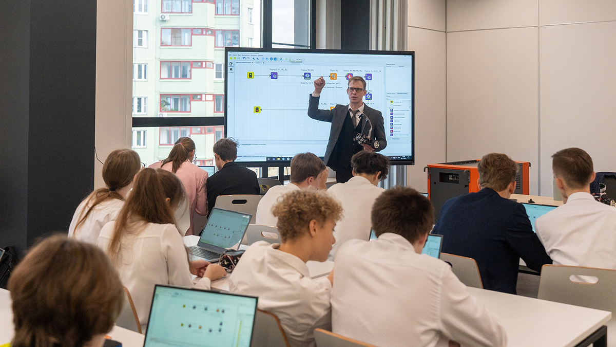 Инструкции решения конфликтов с учениками разослали в российские школы