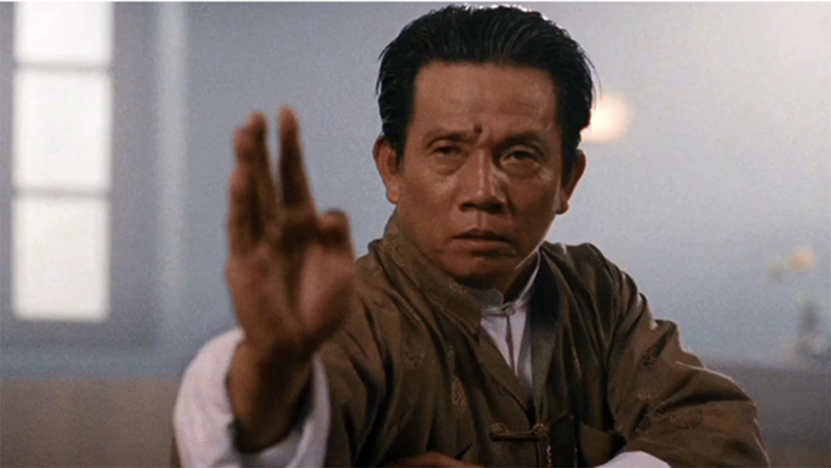 Прах китайского актера Лю Цзяляна украли в Гонконге