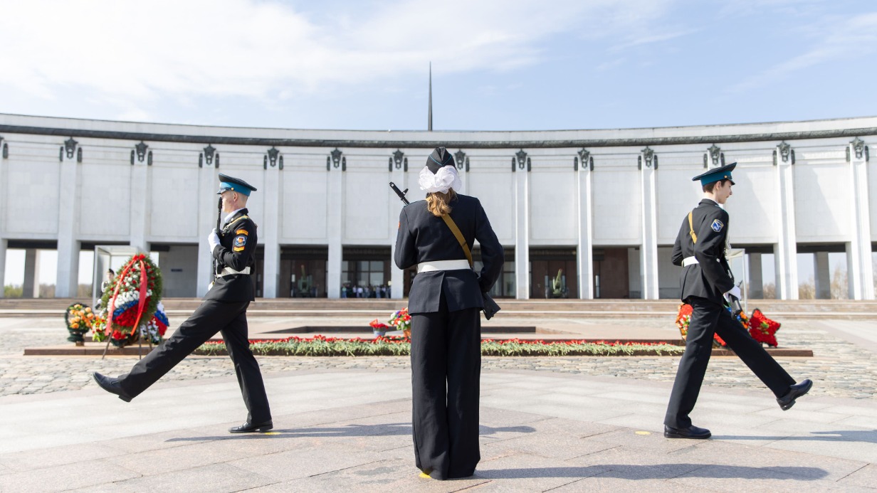Годовщину парада на Красной Площади отметят в Музее Победы