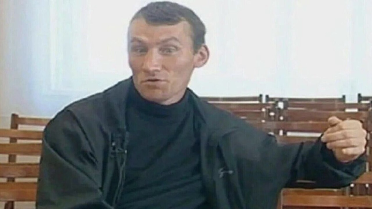 Сестра не вернувшегося с СВО маньяка дала клятву на его могиле