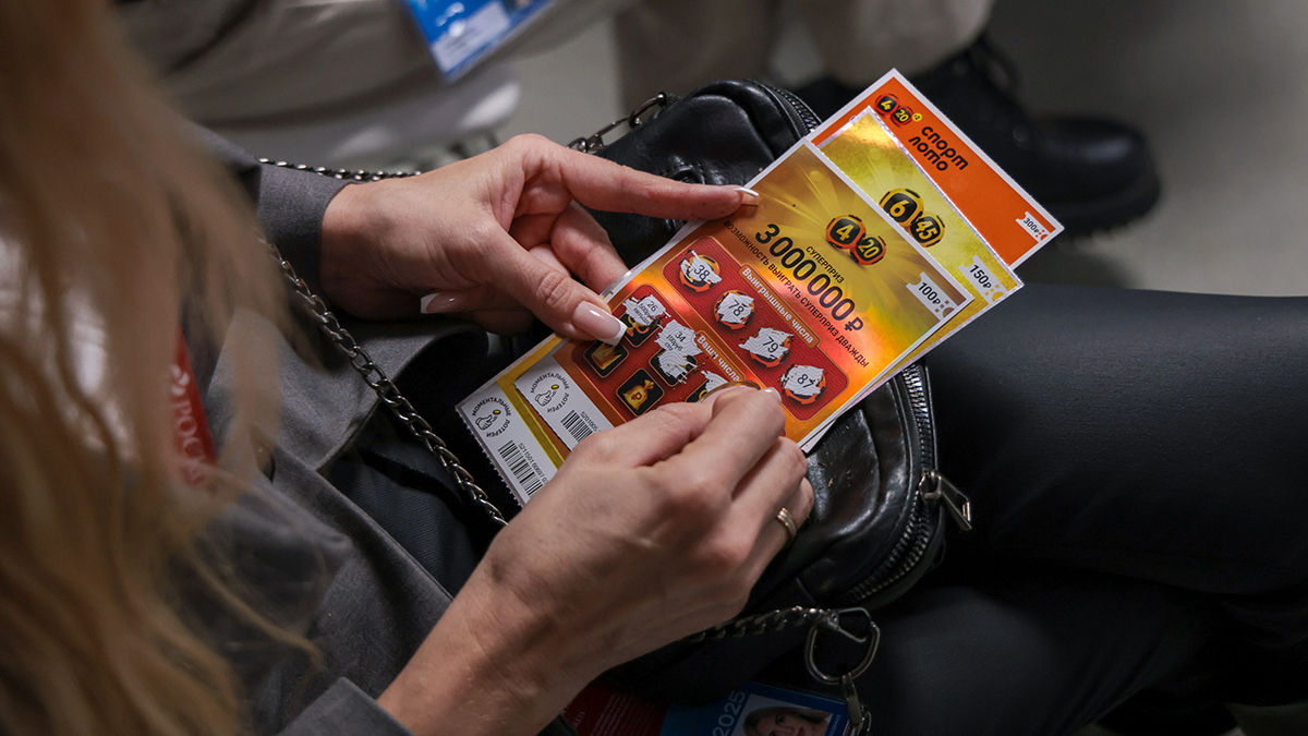 Стало известно, сколько налогов заплатят победители «Новогоднего миллиарда»