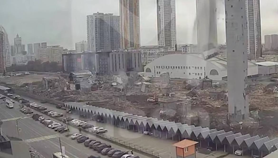 Стала известна возможная причина обрушения части «Снежкома» в Красногорске