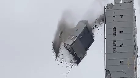 Обрушение части «Снежкома» в Красногорске: кто пострадал, будут ли компенсации, чем известен комплекс, почему сносят