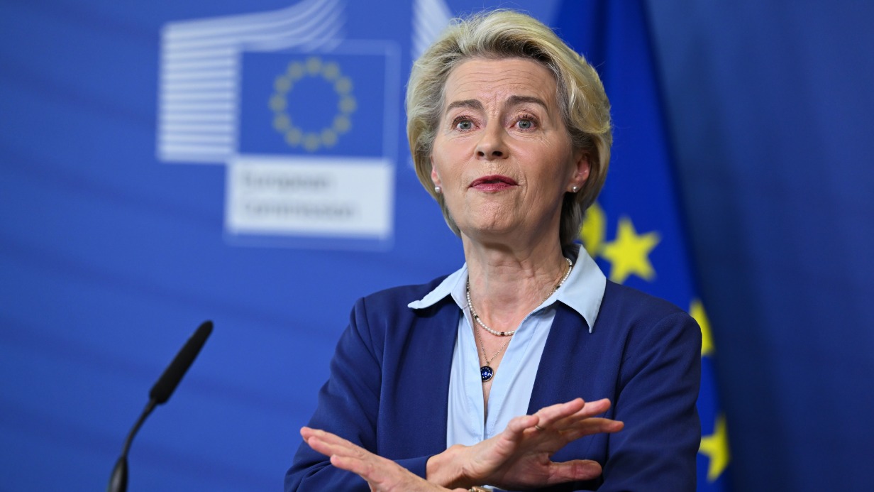 Председатель Еврокомиссии Урсула фон дер Ляйен во время пресс-конференции в Брюсселе