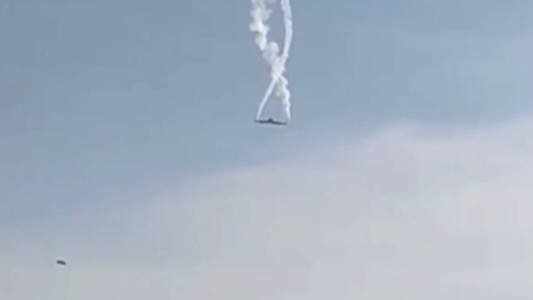 Турецкий военный самолет разбился возле границы с Грузией