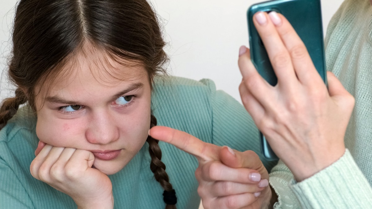 Не исключено, что сим-карты, призванные оградить ребенка от мошенников, могут вызвать недовольство самих детей, которым вряд ли понравится круглосуточное наблюдение