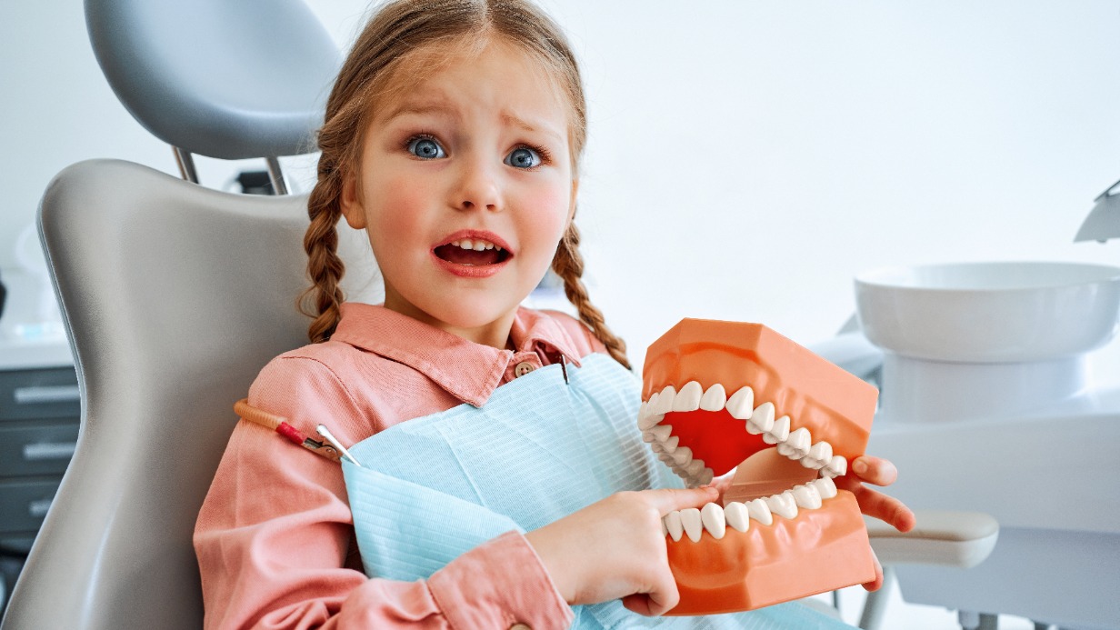 Зачем лечить молочные зубы и что будет, если этого не делать: объясняет стоматолог