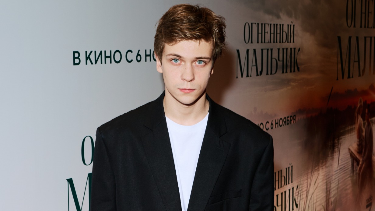 Актер Денис Косиков уверен, что сила человека заключается в искренности и самодостаточности